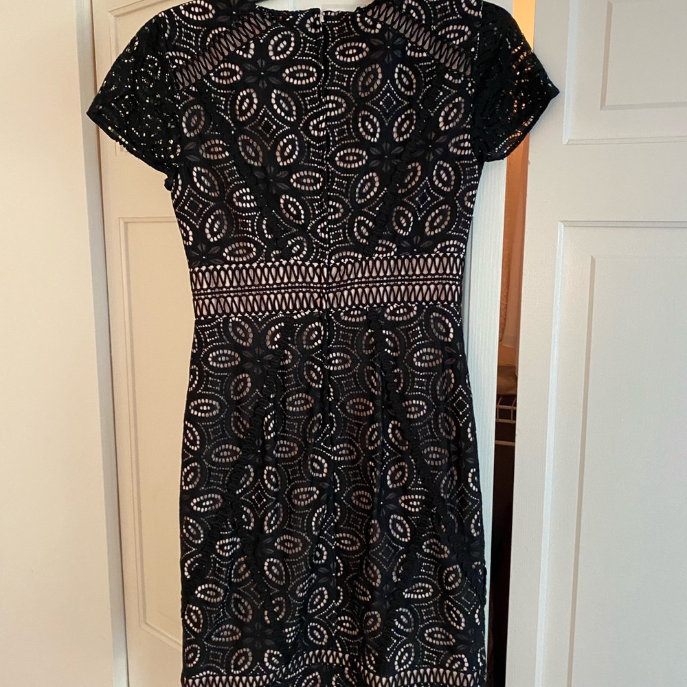 Black lace Lilly dress - Picture 2 of 4